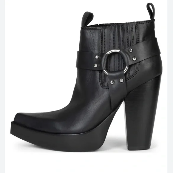 Jeffrey Campbell | Shoes | Jeffery Campbell Engines Boot Jeffrey Campbell | Shoes | Jeffery Campbell Engines Boot